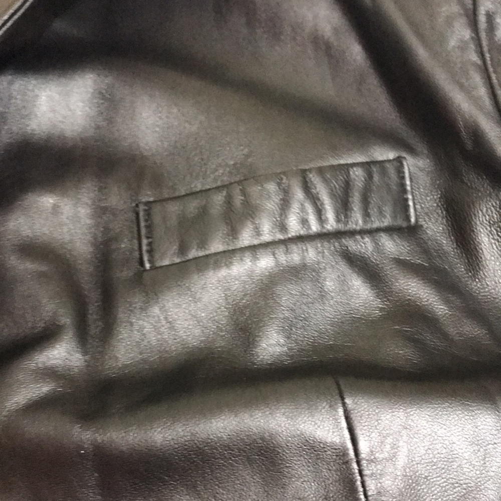 Jones New York leather blazer or jacket - Picture 16 of 16